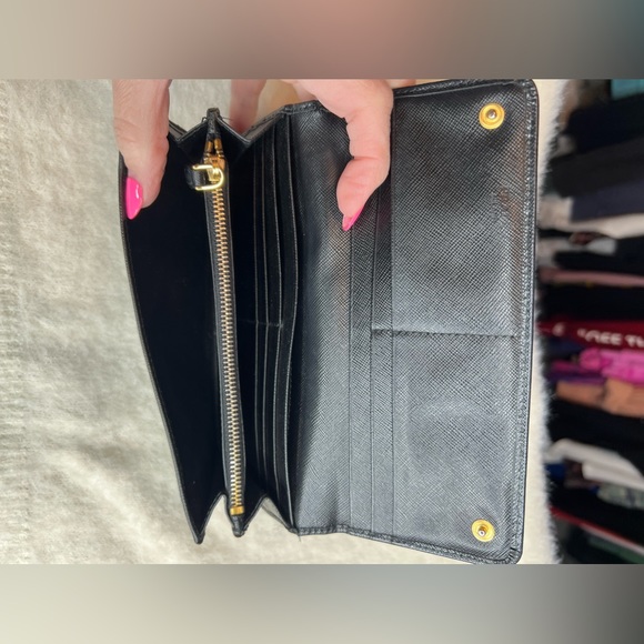 Authentic Black Prada Wallet Bag - Picture 5 of 9